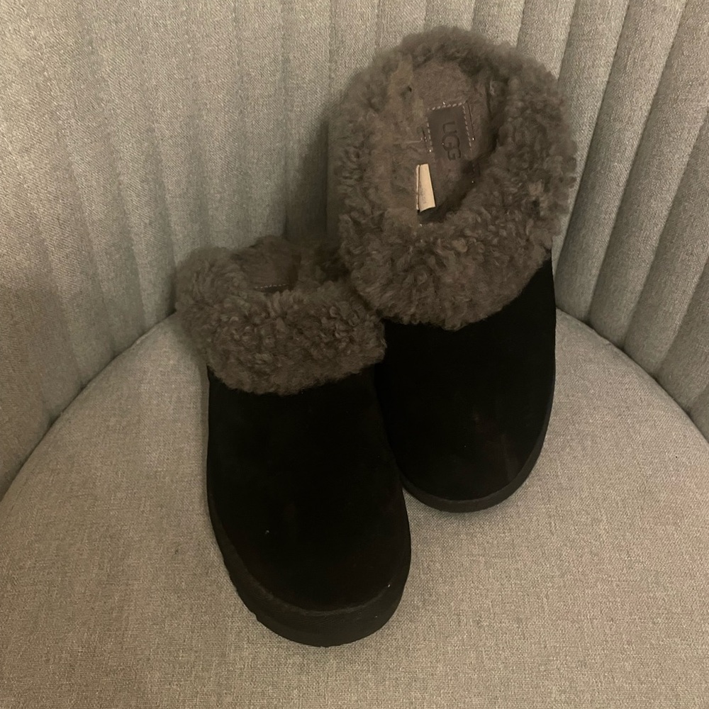 UGG Black Cozy Slippers